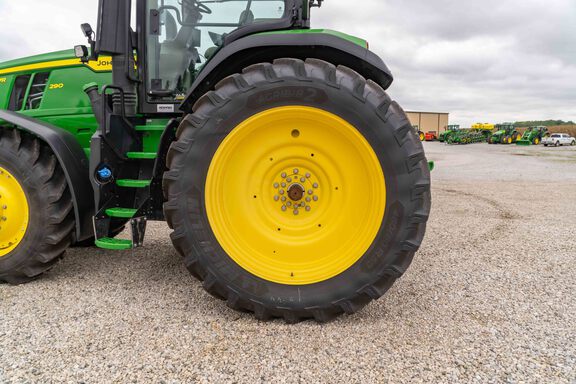 Used 2024 John Deere 7R 290 Row Crop Tractors at Koenig Equipment in Urbana, OH - Photo9