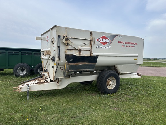 2017 Kuhn Knight RC250 Used Equipment
