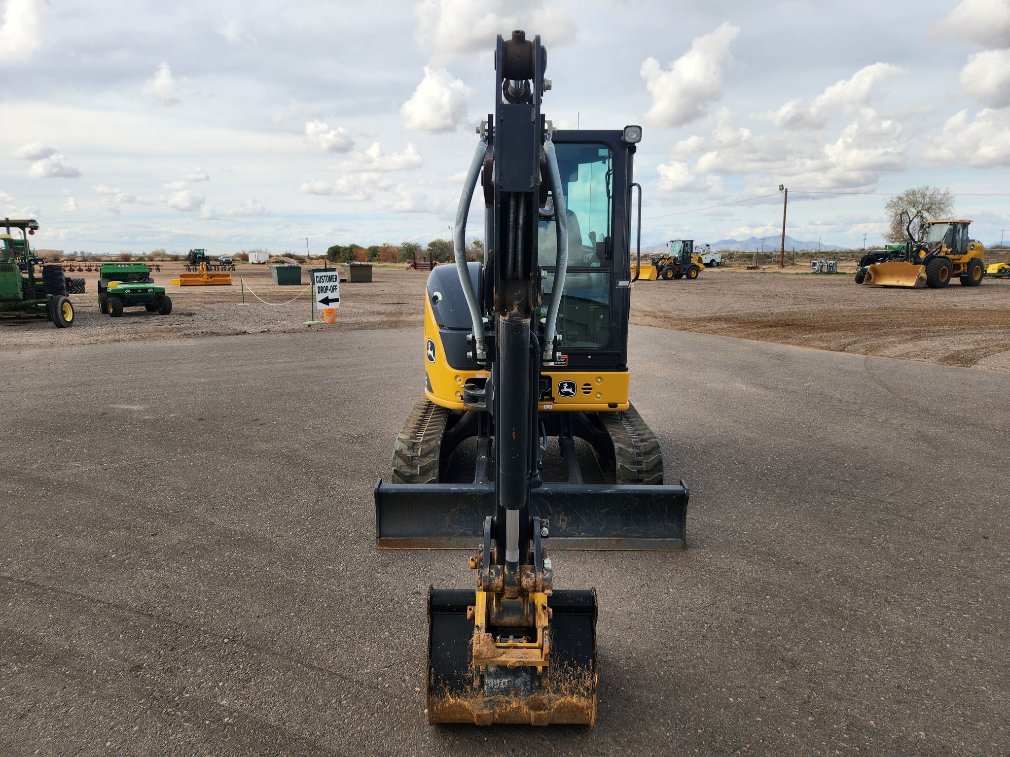 2023 John Deere 35G Image 7