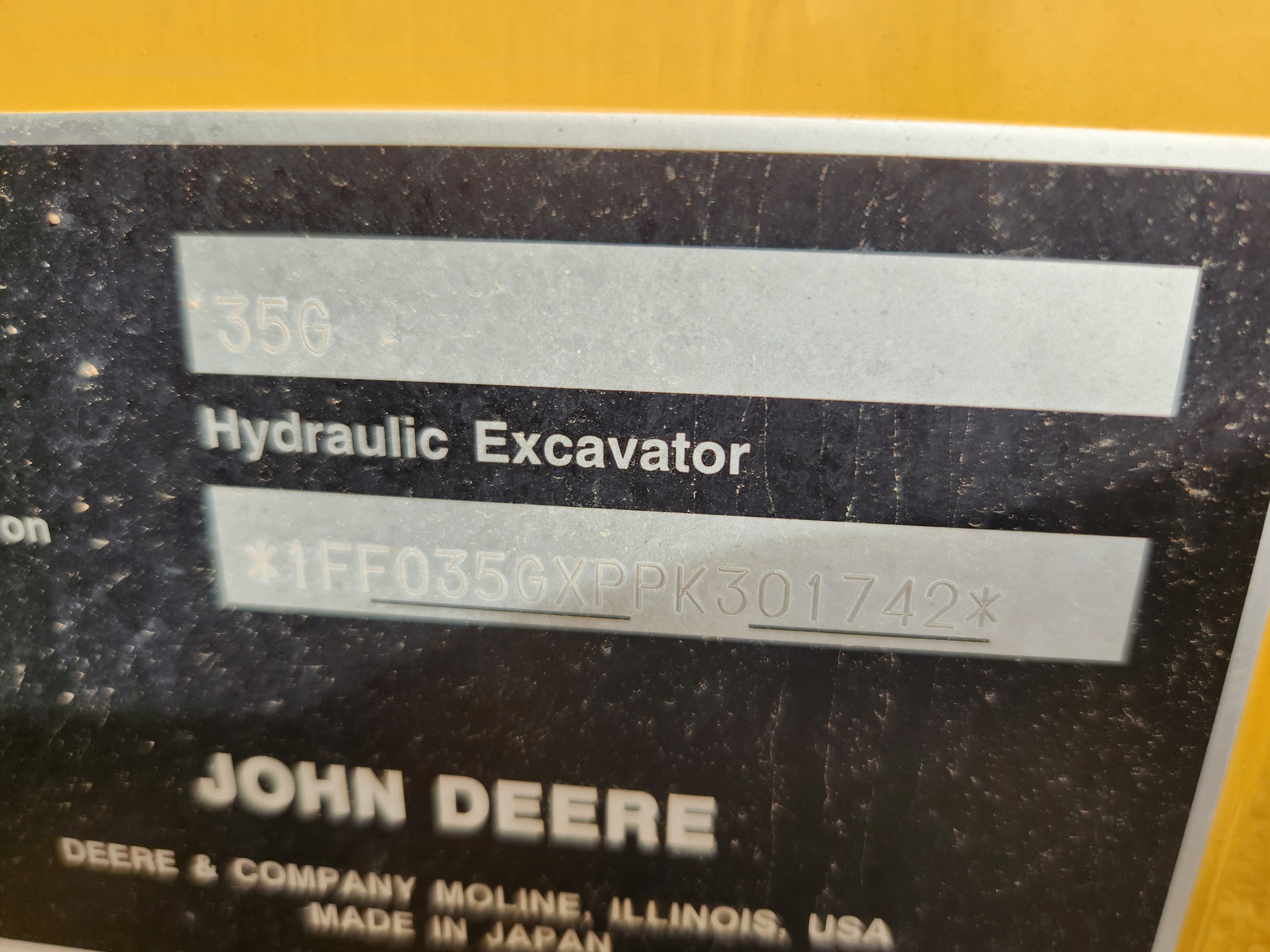 2023 John Deere 35G Image 17