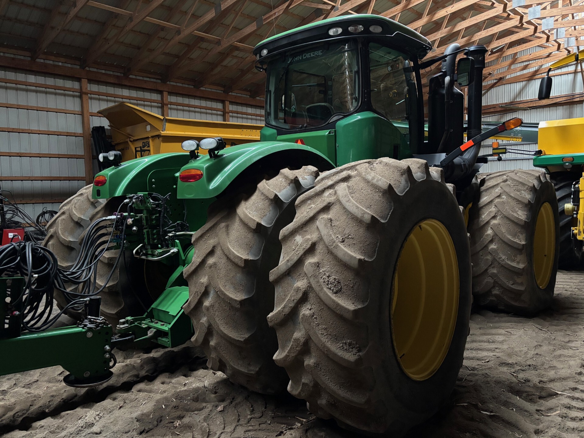 2013 John Deere 9460R Image 13
