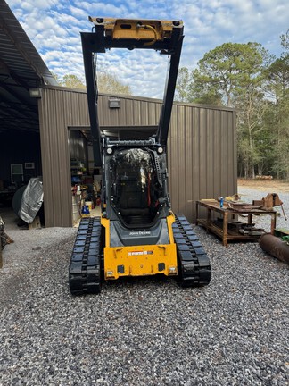 2023 John Deere 325G Photo 5