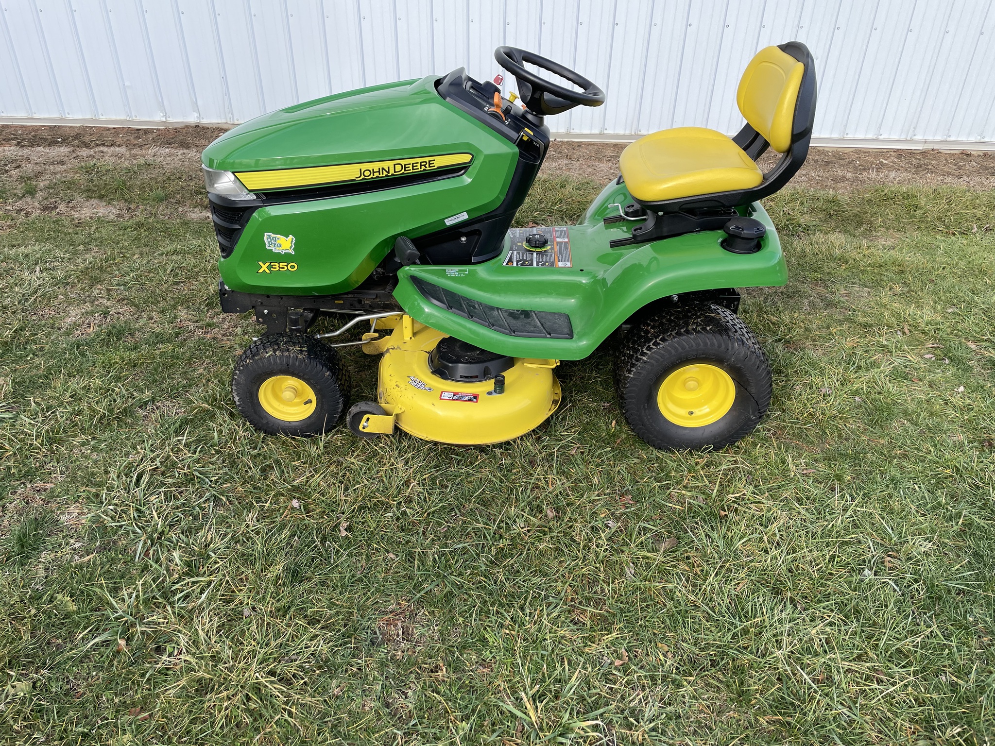2020 John Deere X350 Image 1