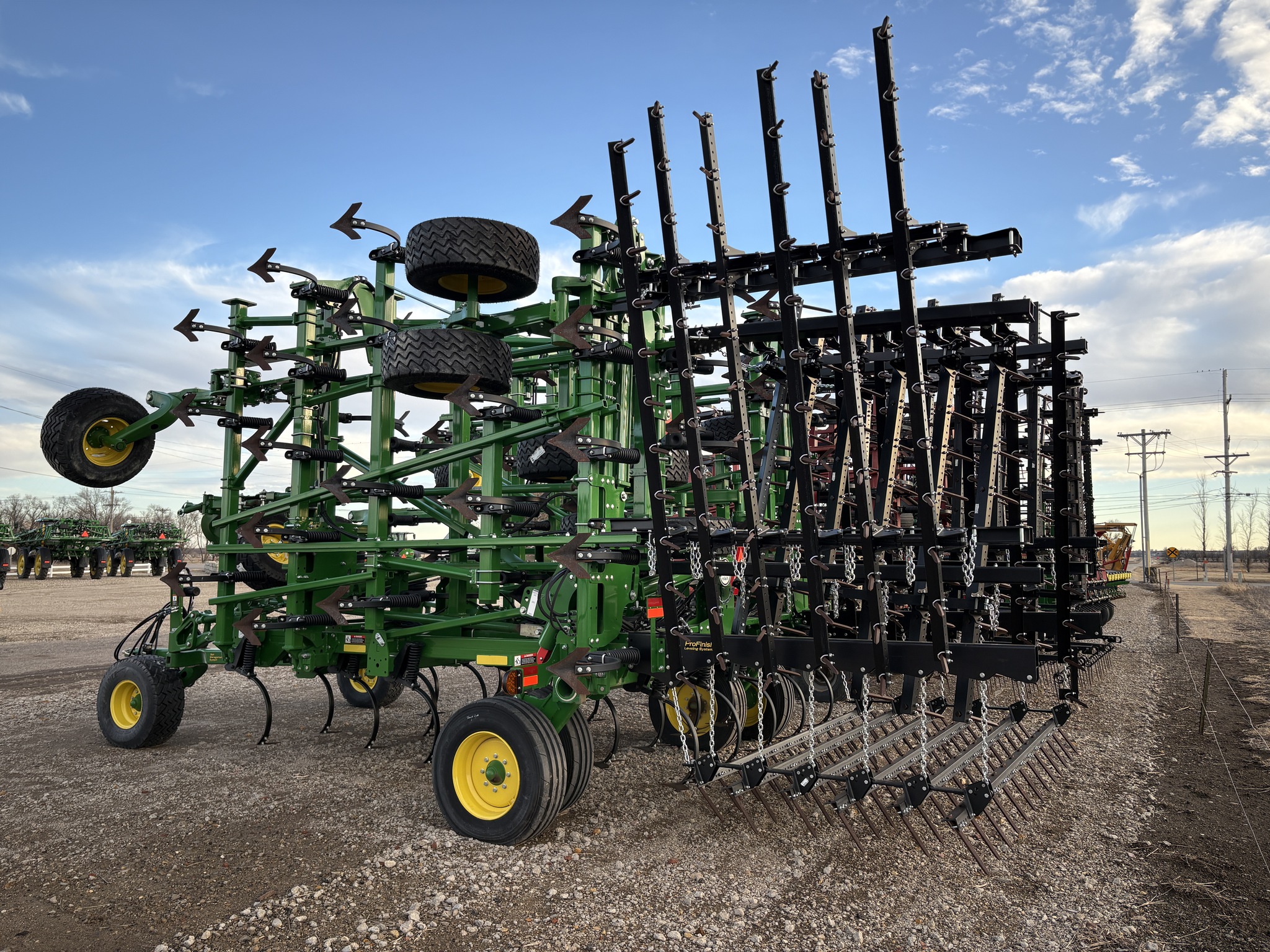 2023 John Deere 2230FH Image 3