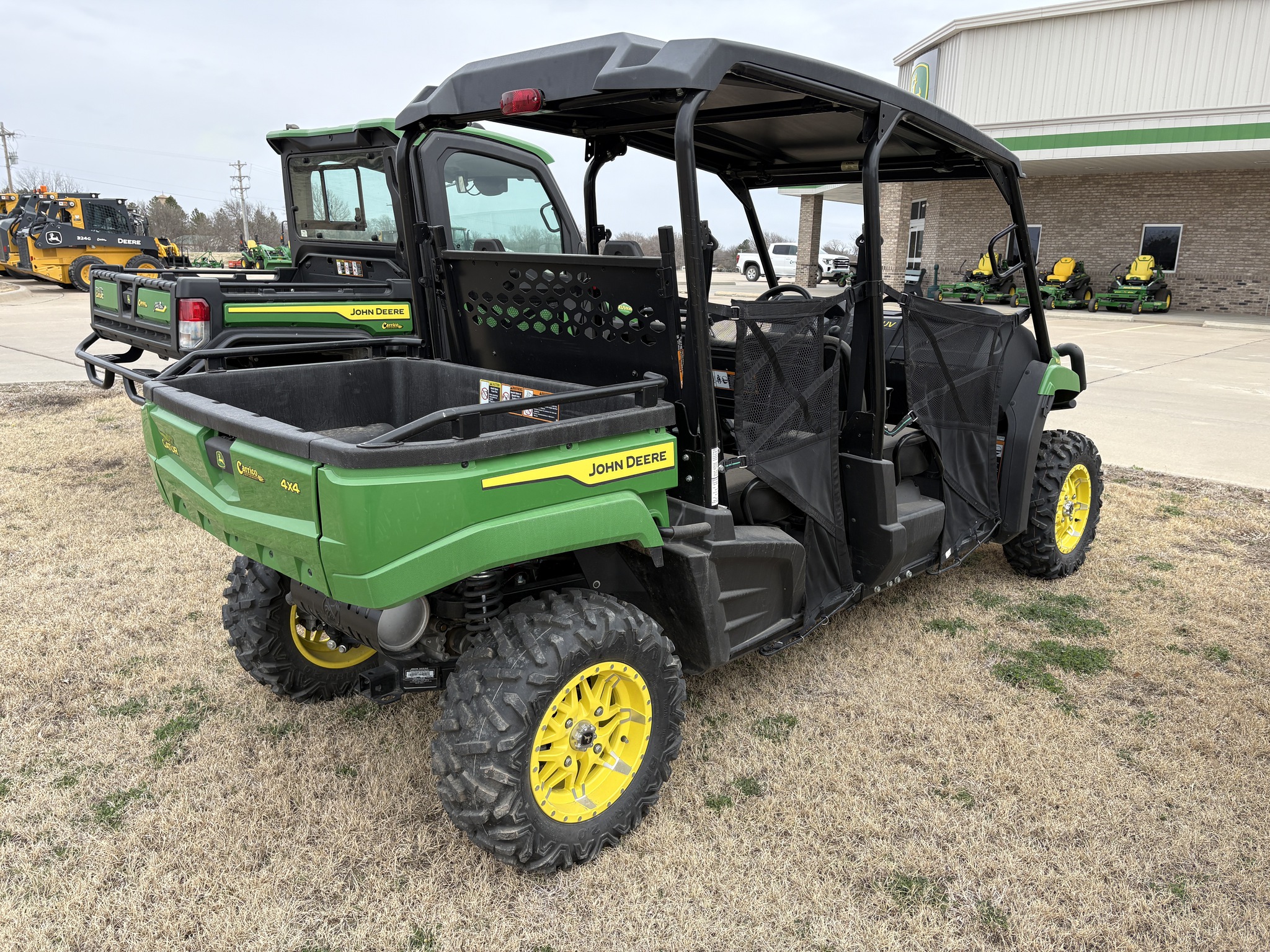 2024 John Deere 590M S4 Image 4