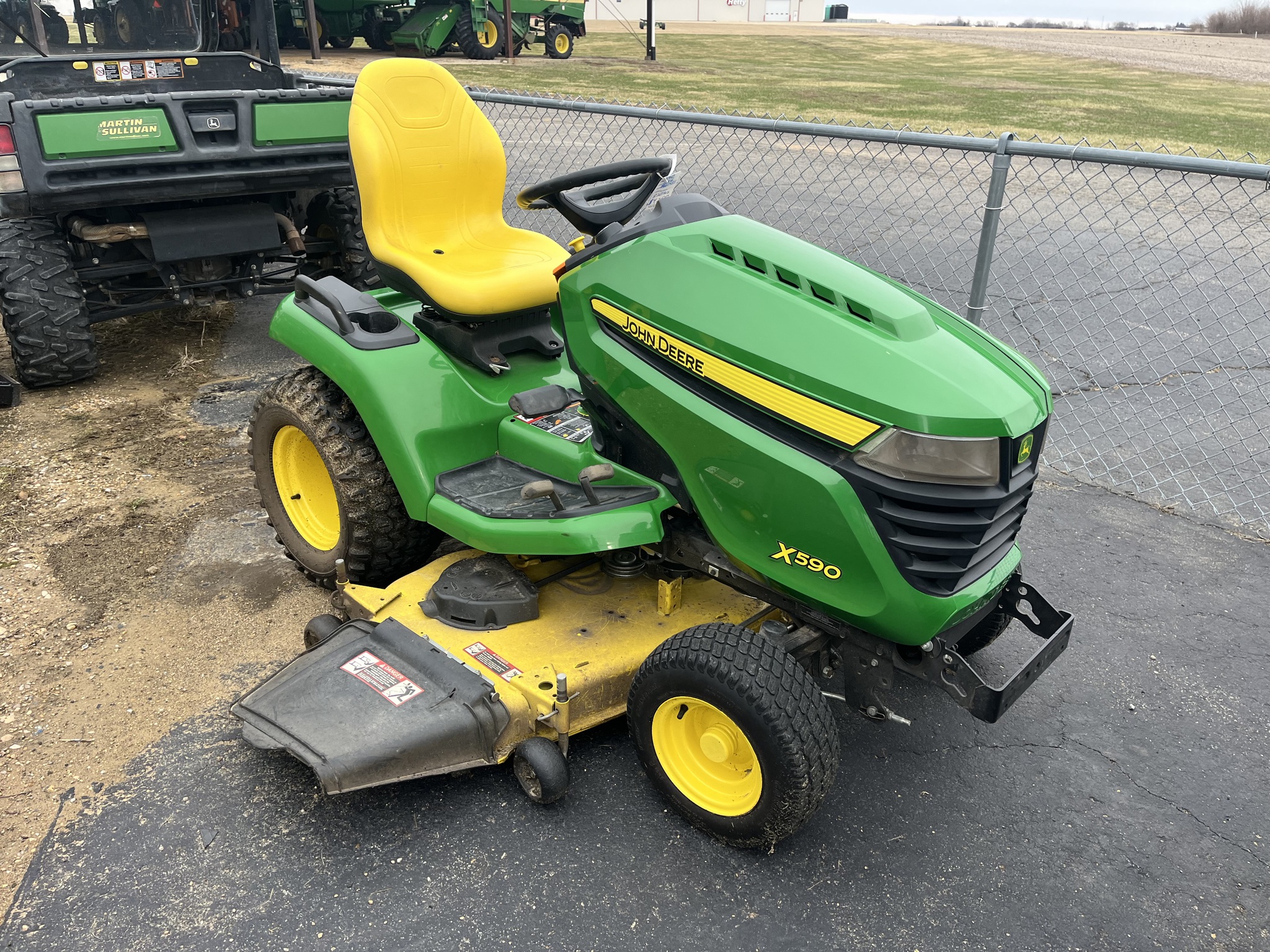  2016 John Deere X590 at Heritage Tractor in Princeton, IL