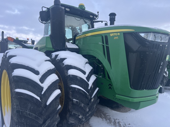 Photo of 2015 John Deere 9570R