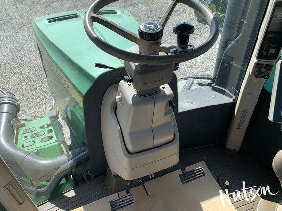 Photo of 2015 John Deere 9570R