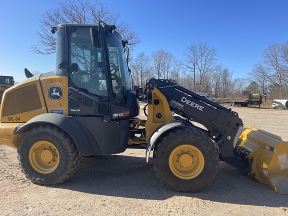 Photo of a 2025 John Deere 326 P