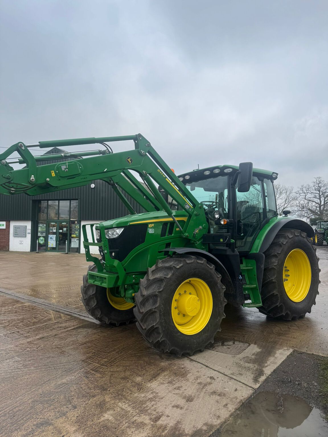 2024 John Deere 6R 185