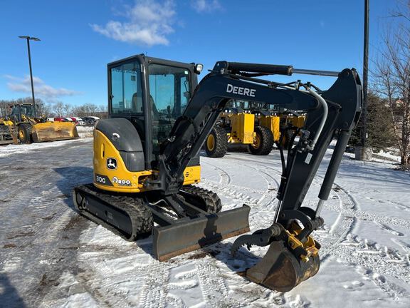 Photo of a 2022 John Deere 30G