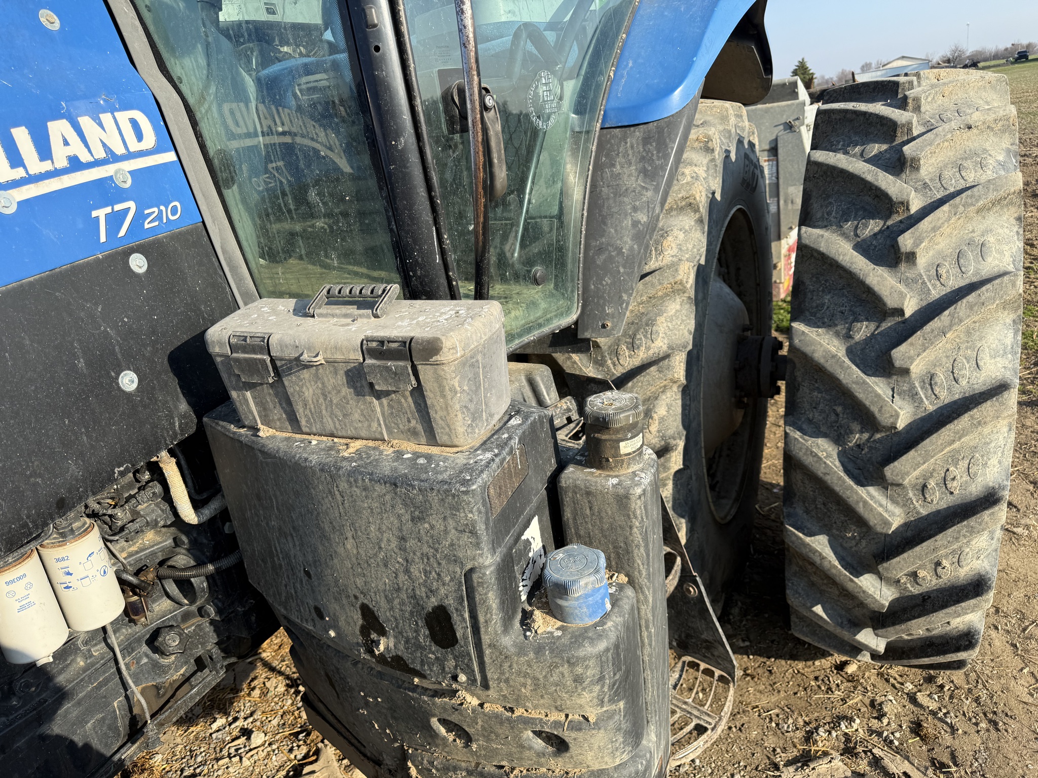 2015 New Holland T7.210 T4B Image 3