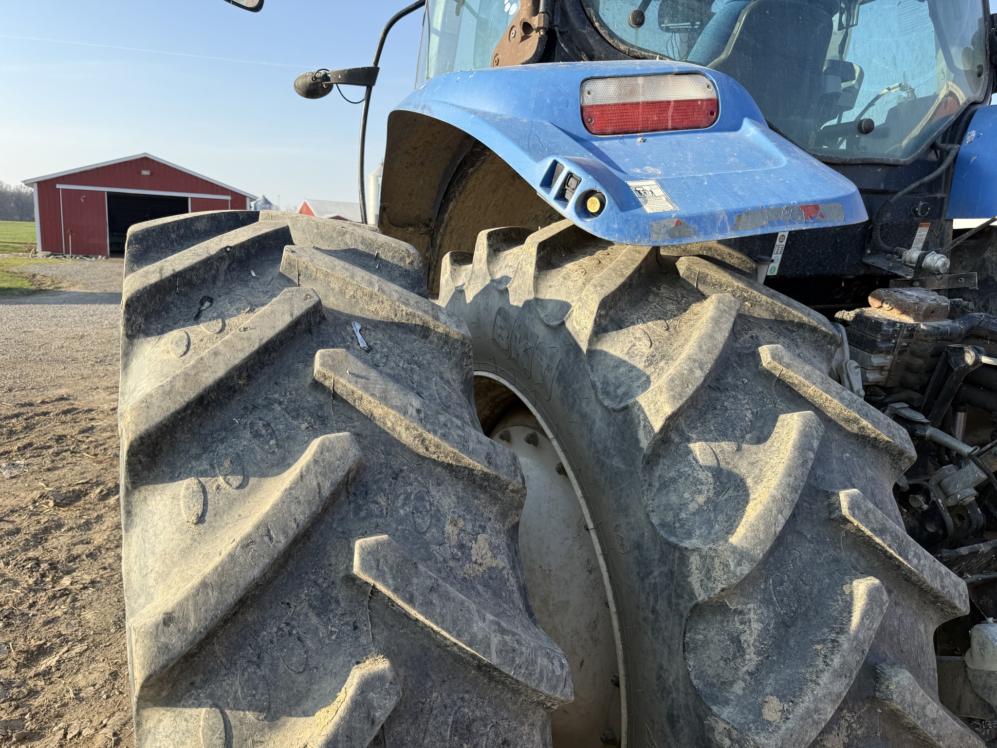 2015 New Holland T7.210 T4B Image 6