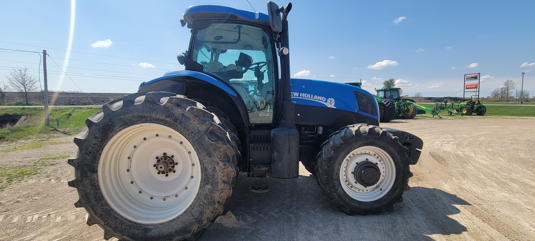 2015 New Holland T7.210 T4B Image 5