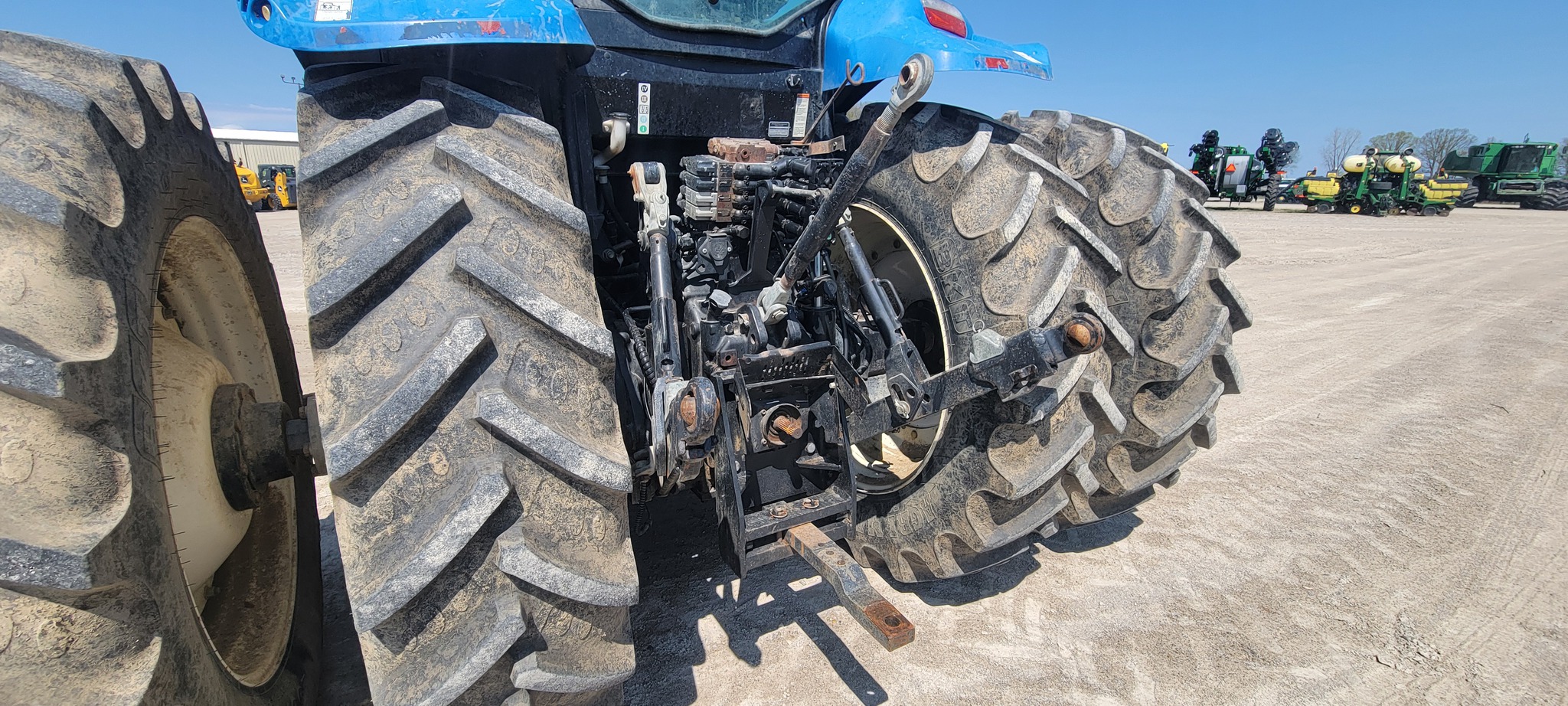 2015 New Holland T7.210 T4B Image 9