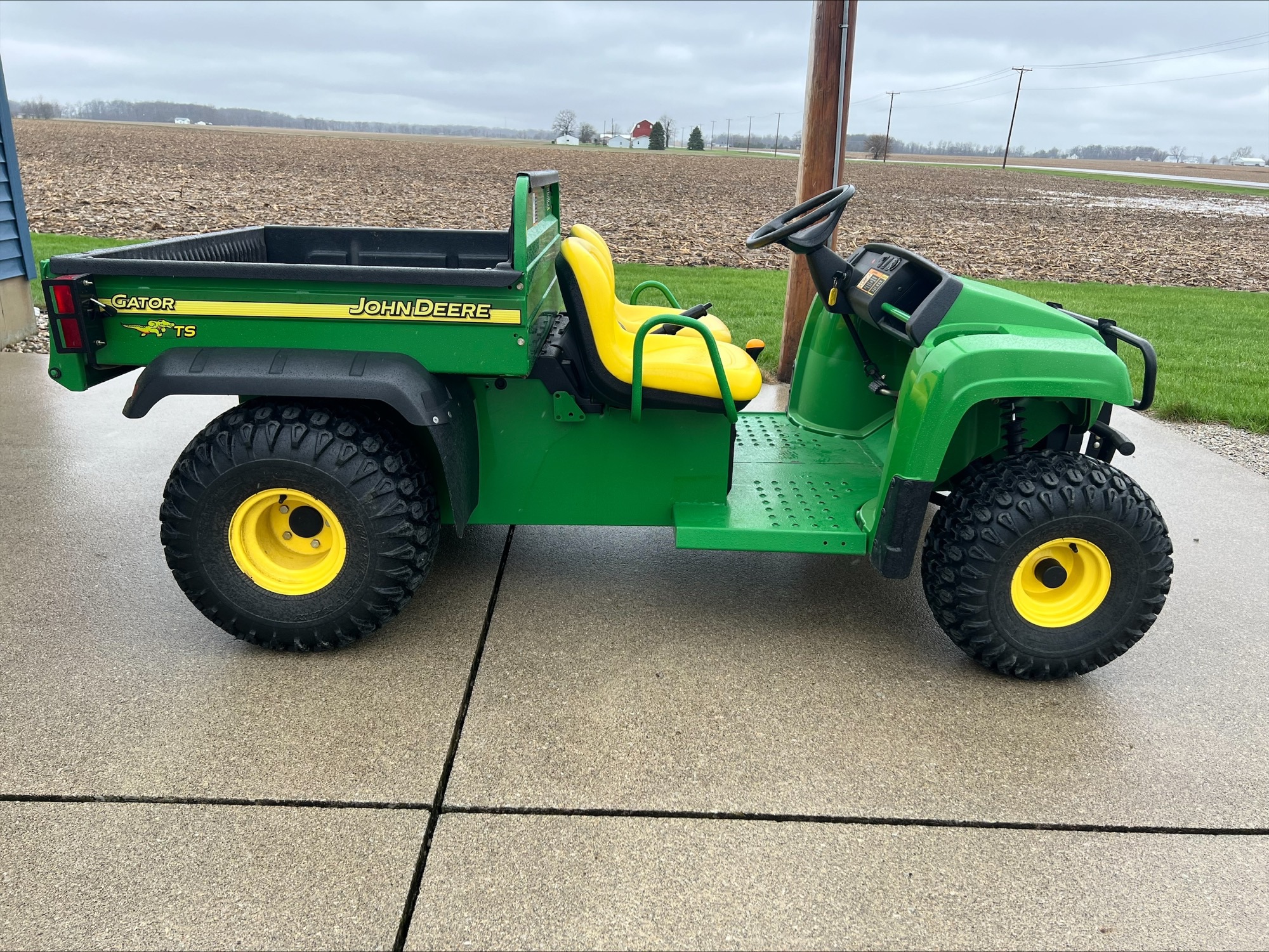 2005 John Deere TS 4X2 Image 7