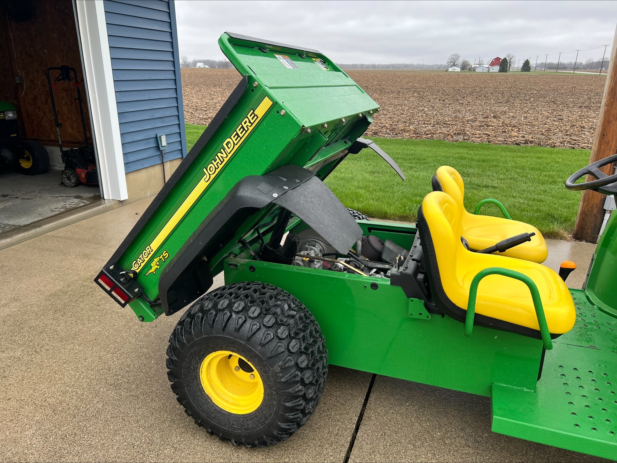 2005 John Deere TS 4X2 Image 14