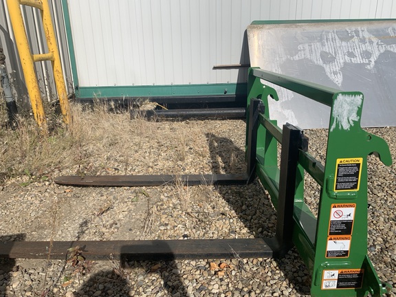 Used 2023 Frontier AP10F Compact Utility Tractor Attachments at Horizon Ag & Turf in Edmonton West, AB - Photo2