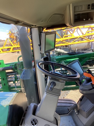 2024 John Deere 616R - Photo11