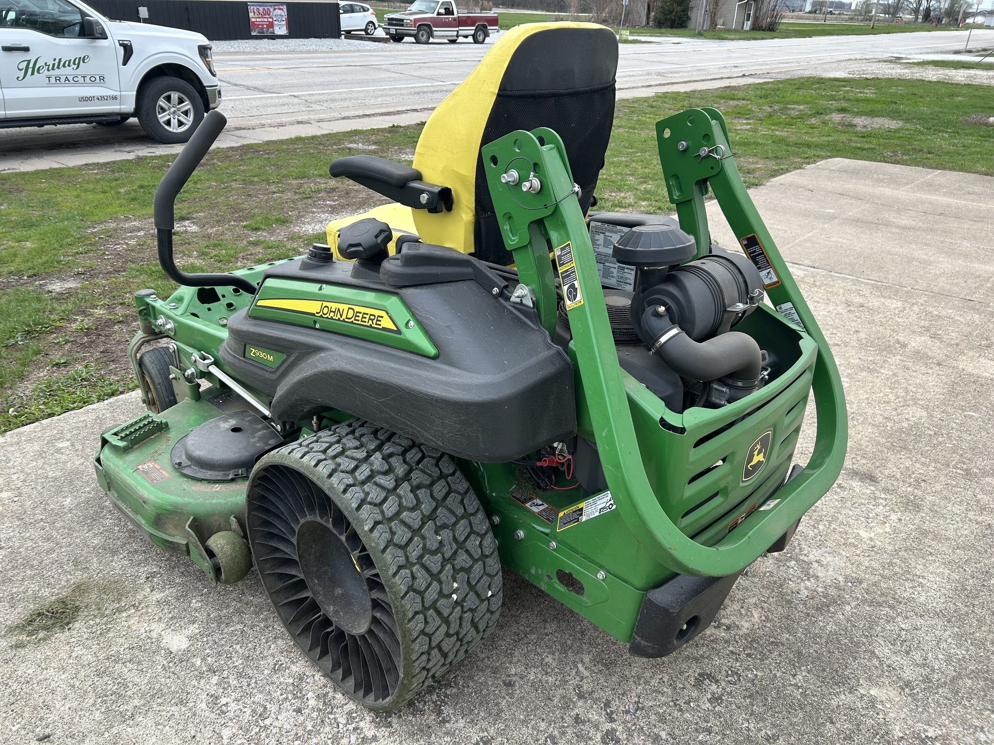  2021 John Deere Z930M at Heritage Tractor in Macomb, IL
