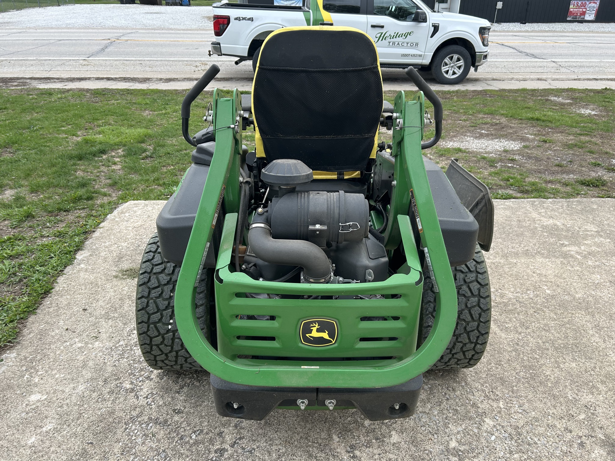 2021 John Deere Z930M at Heritage Tractor in Macomb, IL