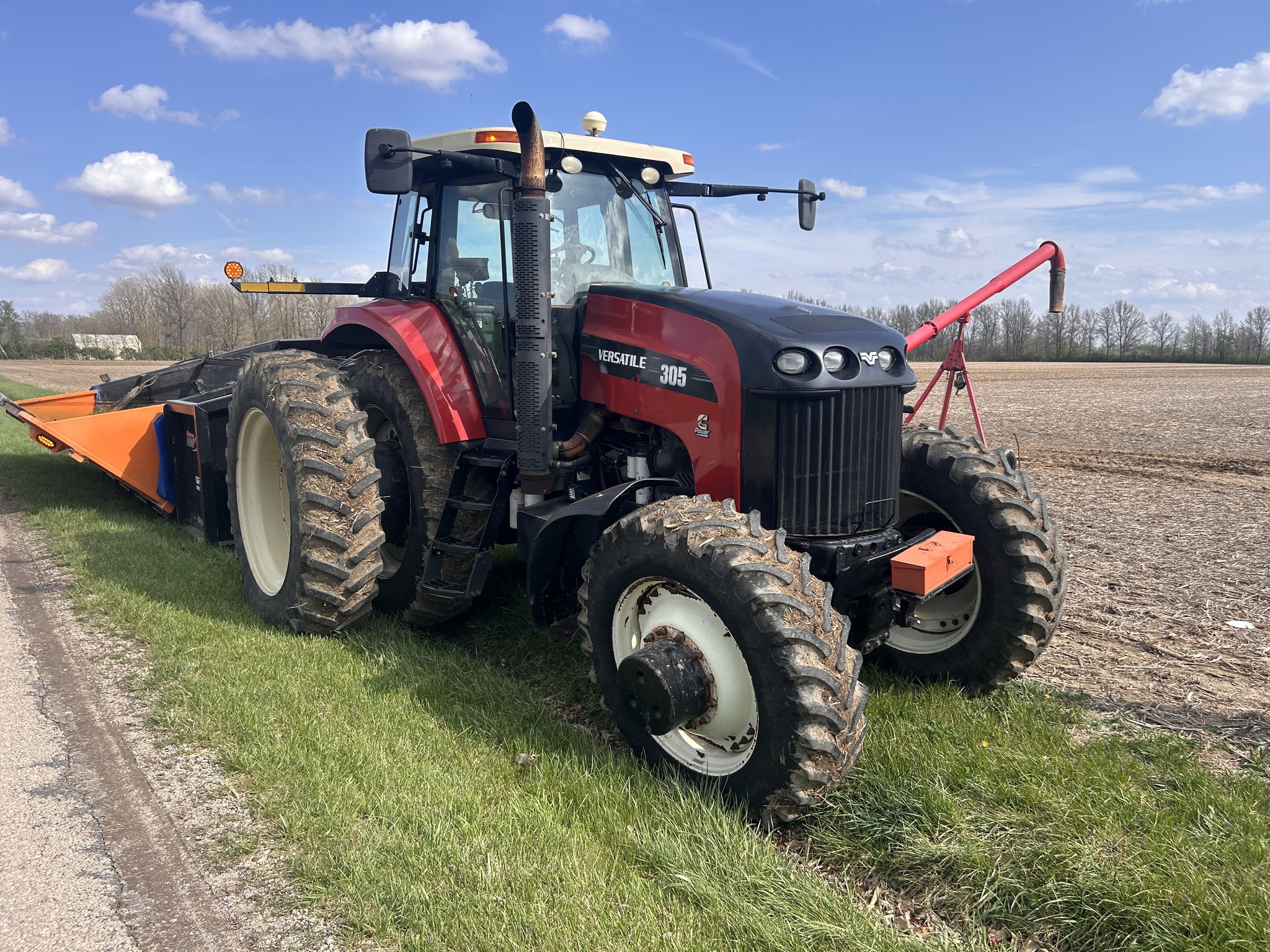 2012 Versatile 305 MFWD Image 5