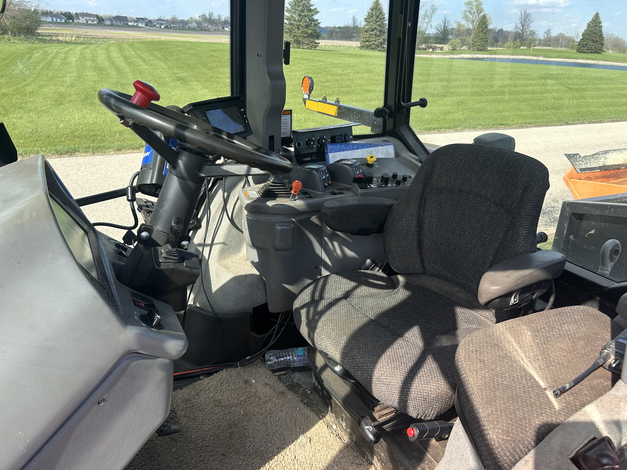 2012 Versatile 305 MFWD Image 22