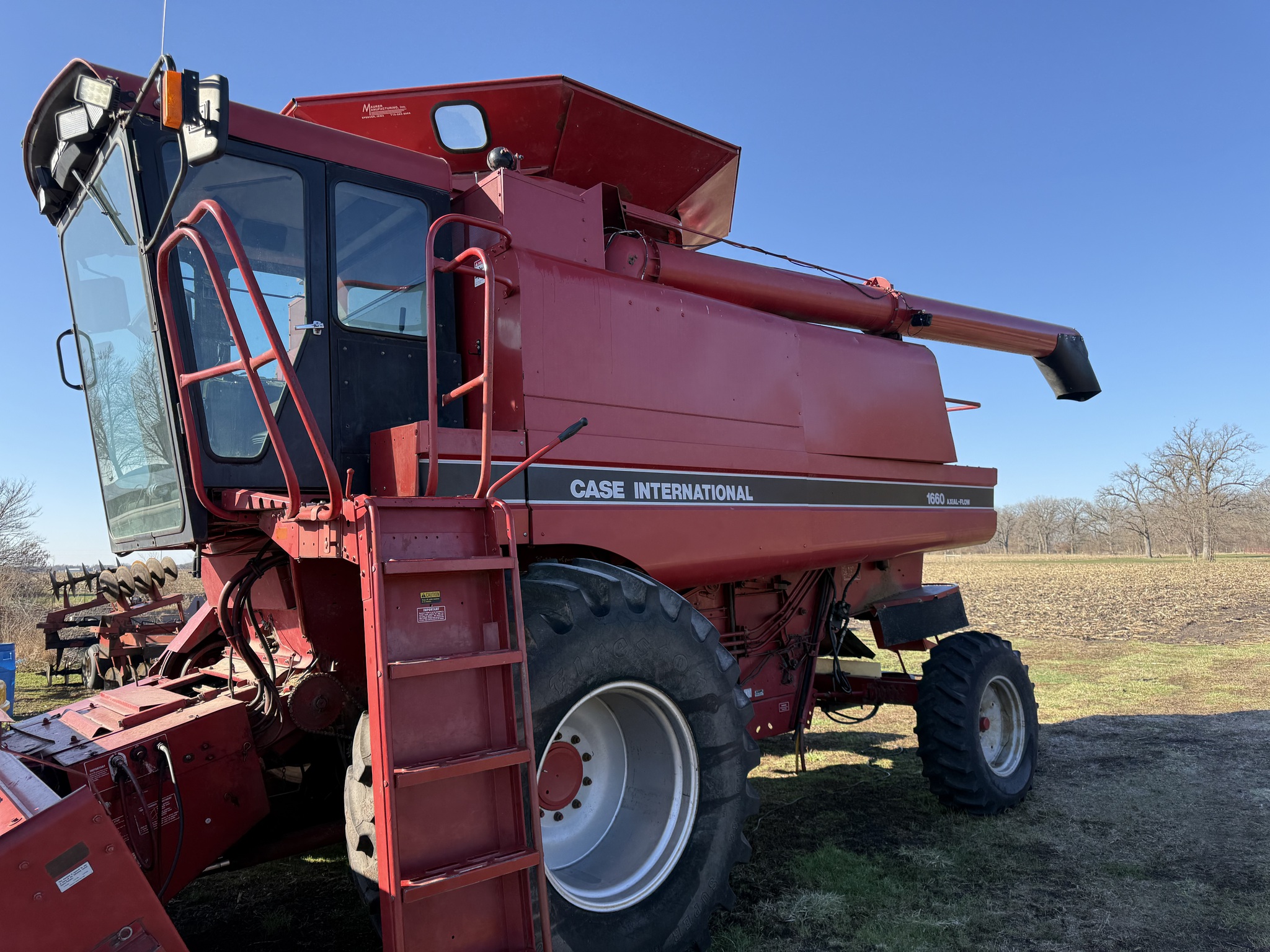  1991 Case IH 1660 at Heritage Tractor in Pontiac, IL