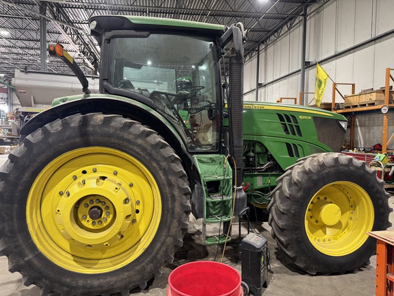 Photo of 2012 John Deere 6210R