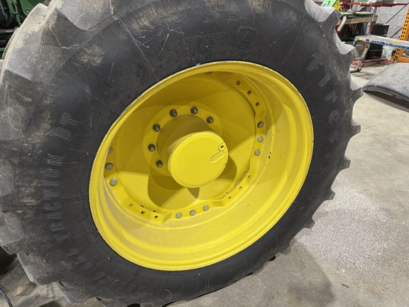 Photo of 2012 John Deere 6210R