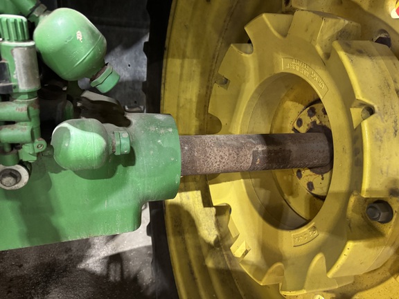 Photo of 2012 John Deere 6210R