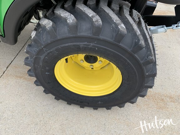 Photo of 2026 John Deere 1025R