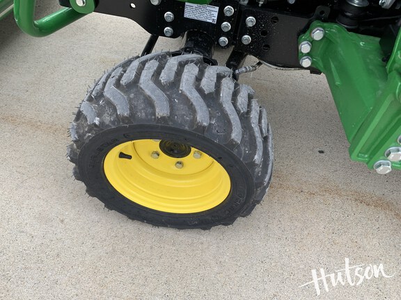 Photo of 2026 John Deere 1025R