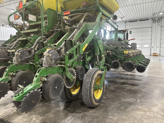 Used 2012 John Deere 1790 Planters: Drawn at Koenig Equipment in Franklin, IN - Photo16