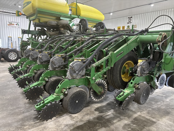 Used 2012 John Deere 1790 Planters: Drawn at Koenig Equipment in Franklin, IN - Photo18