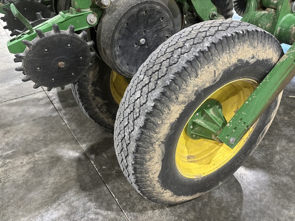 Used 2012 John Deere 1790 Planters: Drawn at Koenig Equipment in Franklin, IN - Photo20
