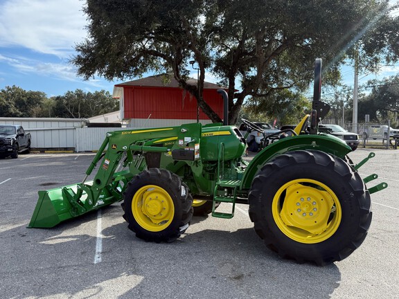 0 John Deere 5050E-3