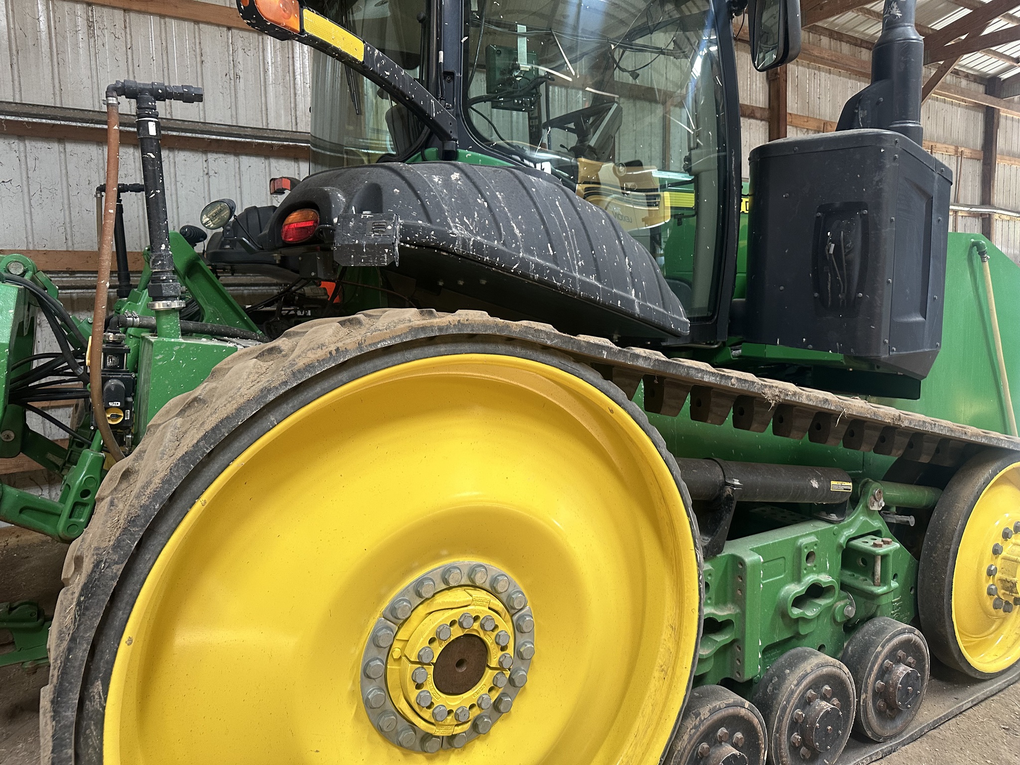 2015 John Deere 8320RT Image 4