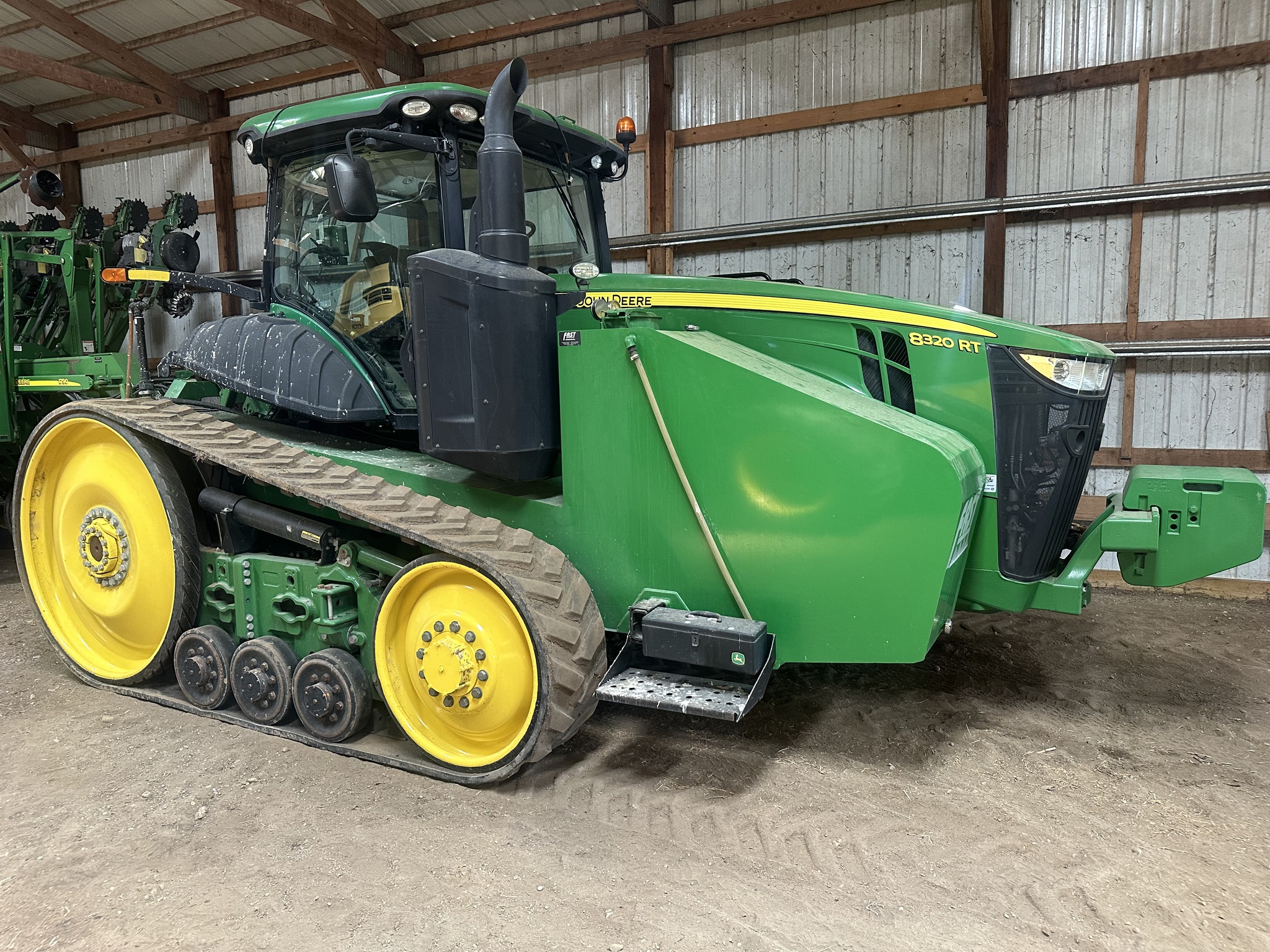 2015 John Deere 8320RT Image 1