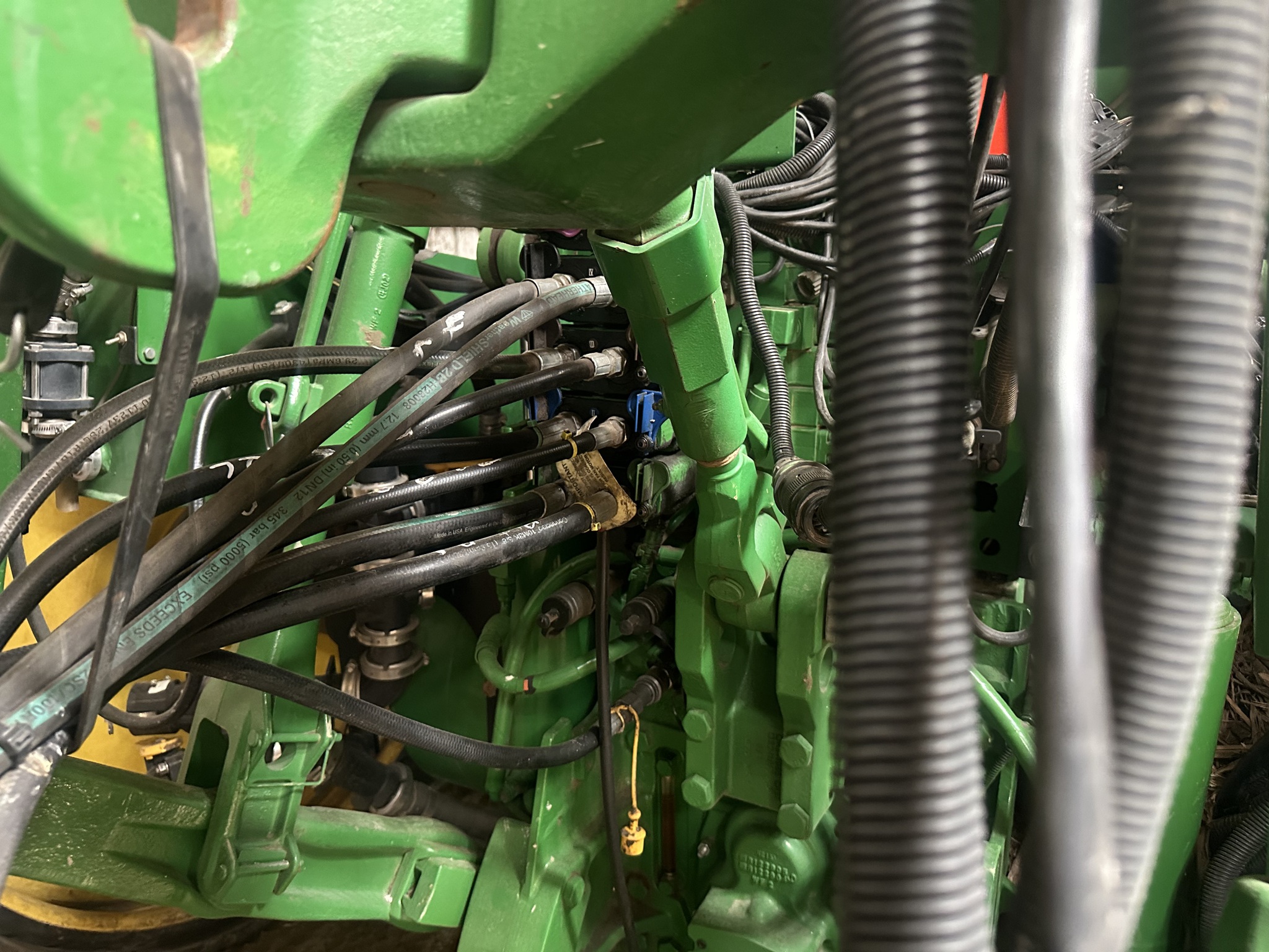 2015 John Deere 8320RT Image 5