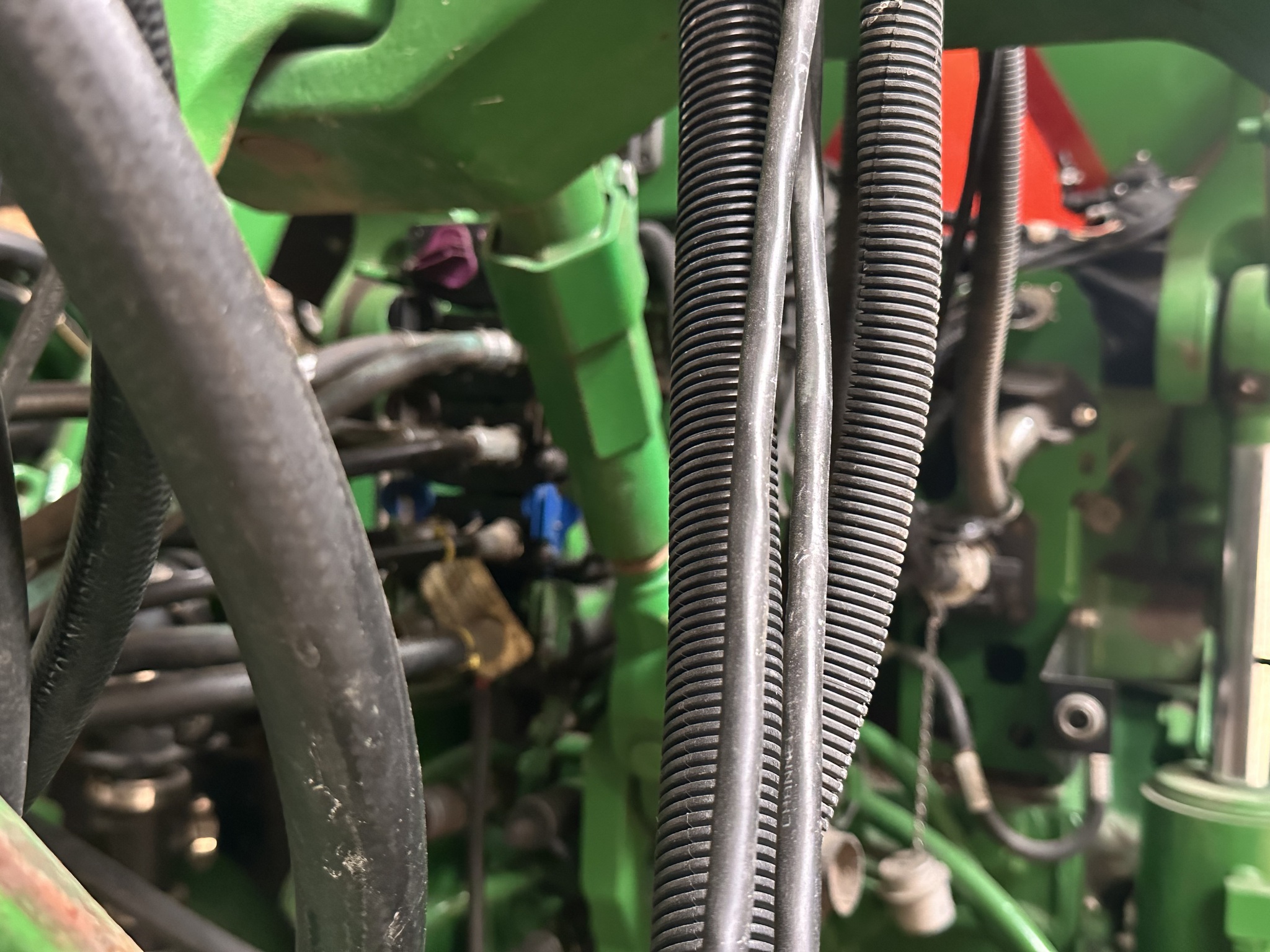 2015 John Deere 8320RT Image 11