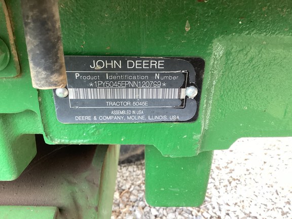 Photo of 2022 John Deere 5045E