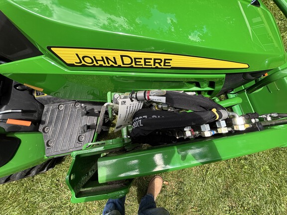 Used 2023 John Deere 1025R Compact Utility Tractors at Koenig Equipment in Germantown, OH - Photo13