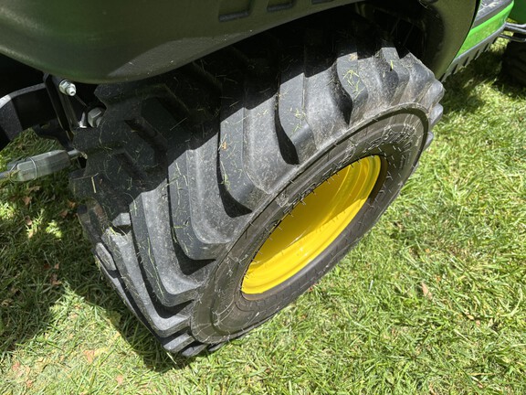 Used 2023 John Deere 1025R Compact Utility Tractors at Koenig Equipment in Germantown, OH - Photo12