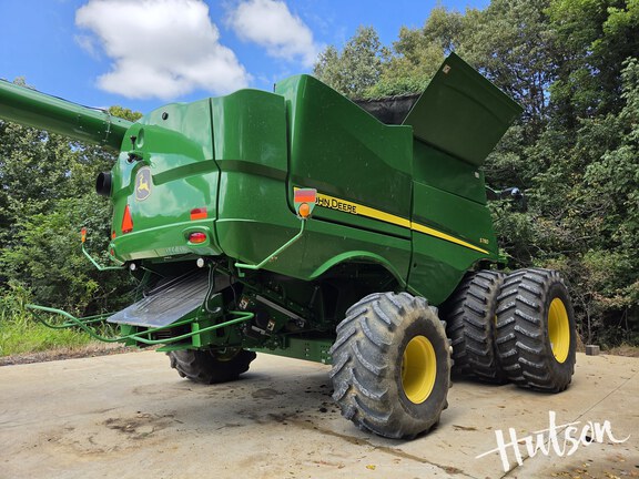 Photo of 2021 John Deere S780