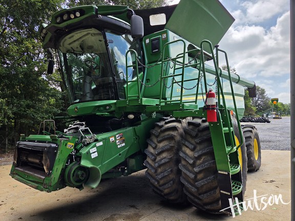 Photo of 2021 John Deere S780