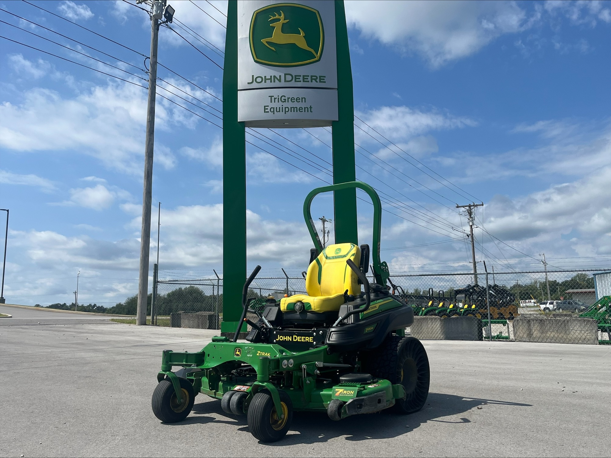 2025 John Deere Z930M