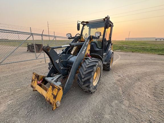 Photo of 2019 John Deere 304L