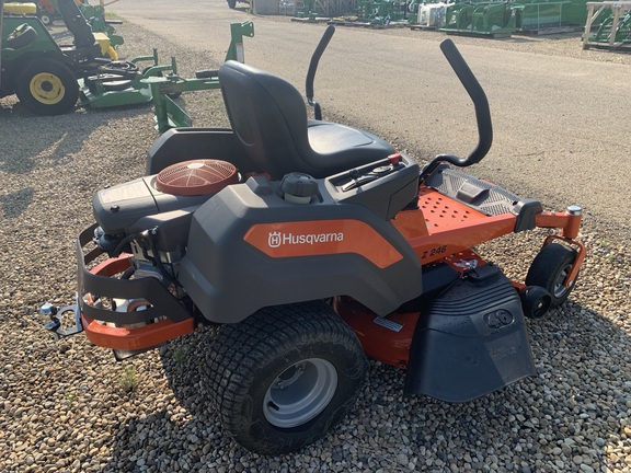 Used 2022 Husqvarna Z246 Zero Turn Mowers at Horizon Ag & Turf in Edmonton West, AB - Photo3