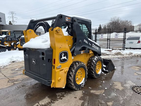 2023 John Deere 318G